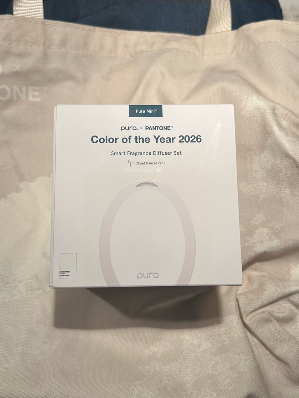 Pura x Pantone Color of the Year 2026 Smart Diffuser Set - w/ cloud dancer refil